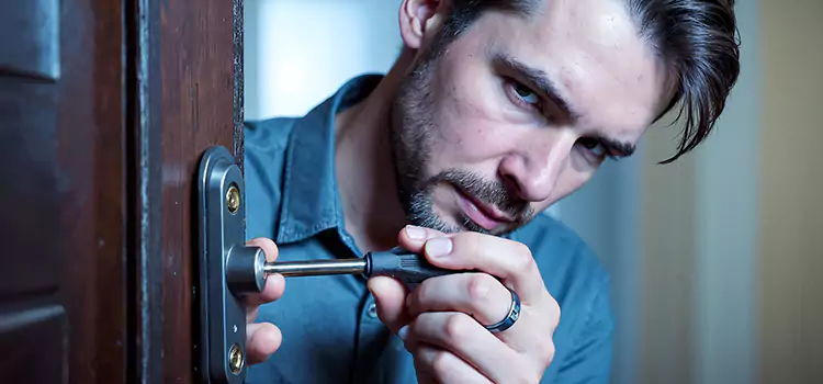 Eviction Locksmith Bedford